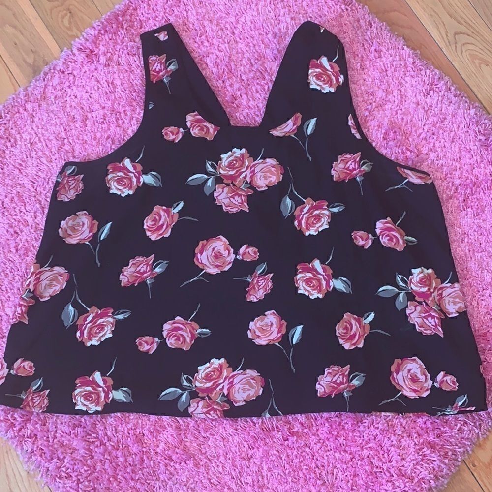 Xhilaration Floral Tank  